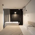 Hotel Alkamuri Posh E 4*