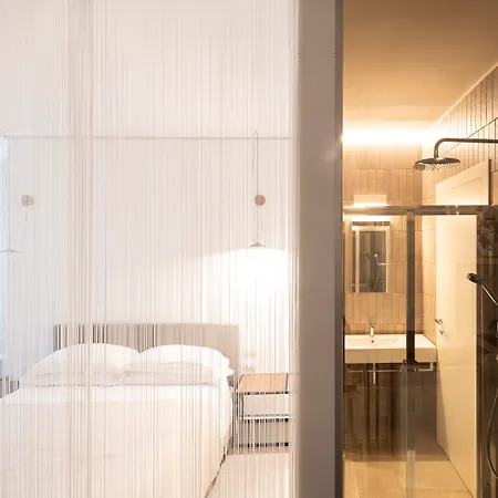 Alkamuri Posh E Hotel