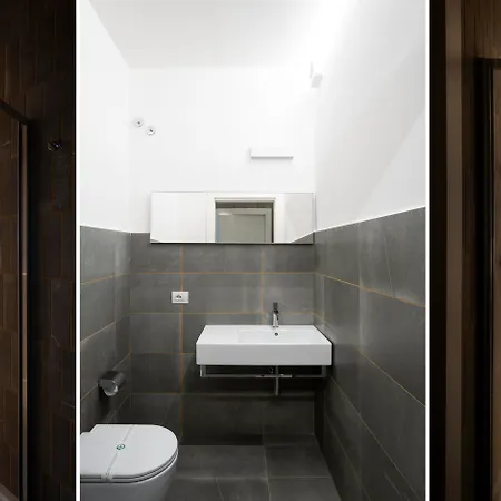 Alkamuri Posh E Hotel