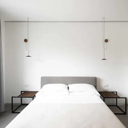Hotel Alkamuri Posh E 4*