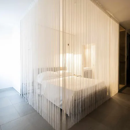 Alkamuri Posh E Hotel 4*