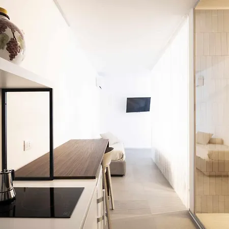 Hotel Alkamuri Posh E 4*