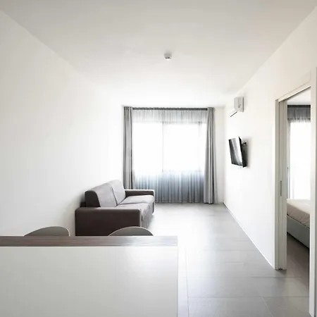 Alkamuri Posh E 4*