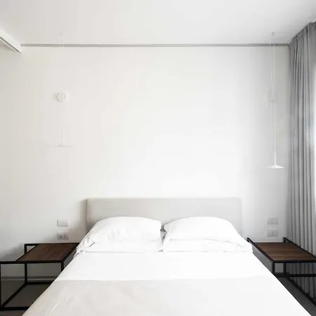Alkamuri Posh E Hotel 4*