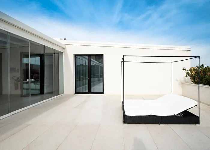 Alkamuri Posh E Hotel 4*